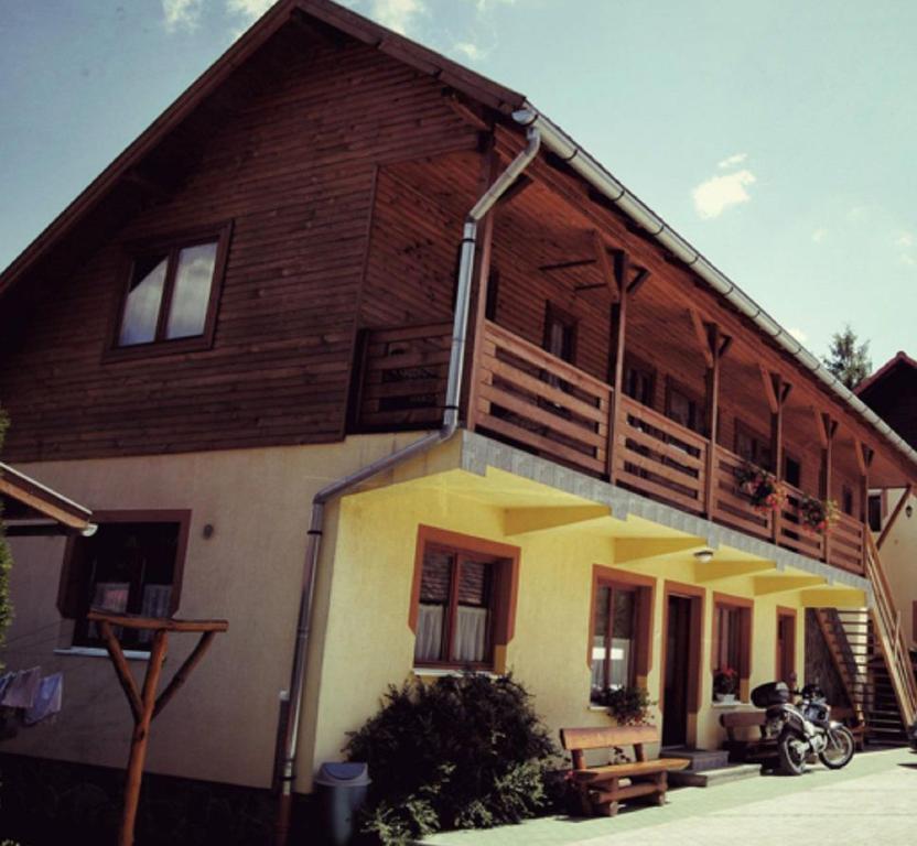 Csatari Pensiune Praid Zimmer foto