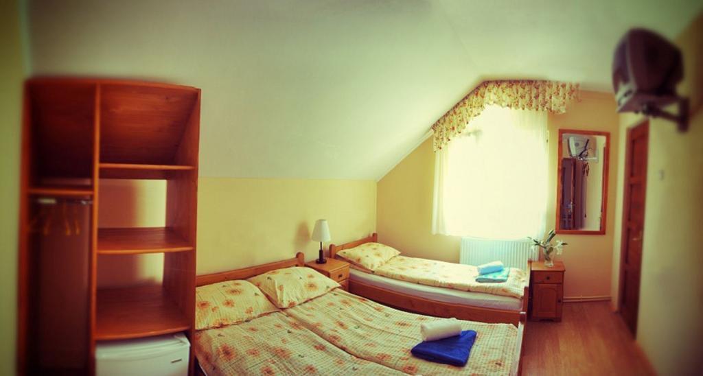 Csatari Pensiune Praid Zimmer foto